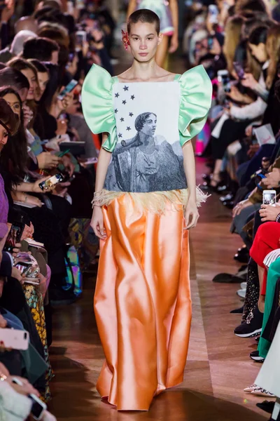 Look 12